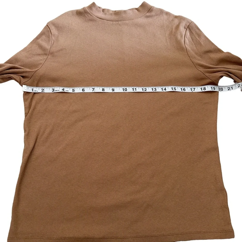 A New Day Women’s Elbow Sleeve Mock Turtleneck T-shirt Tan/Camel Sz XL - Picture 4 of 5